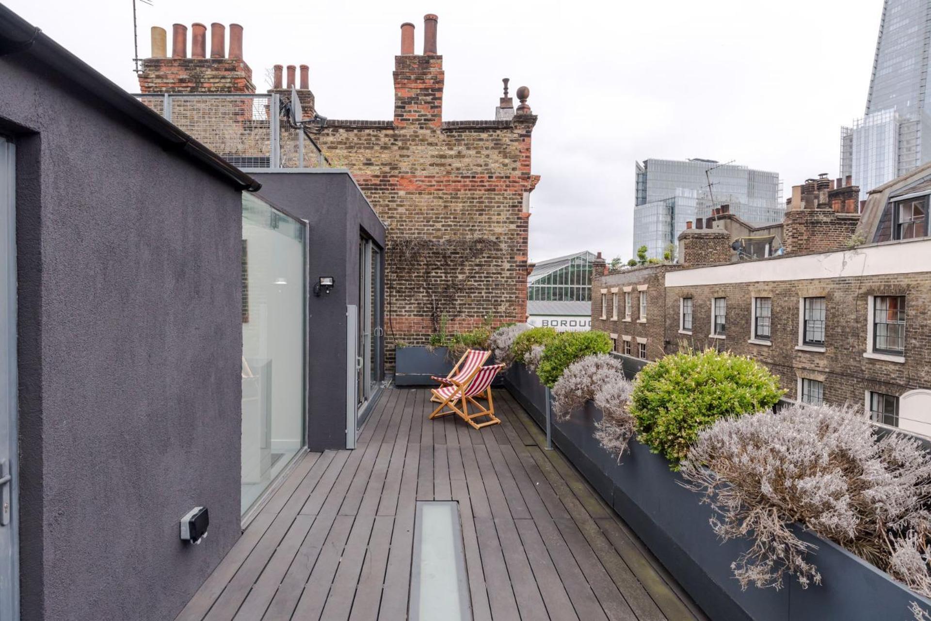 The Dream Factory - London Bridge- By Frankie Says Londres Exterior foto